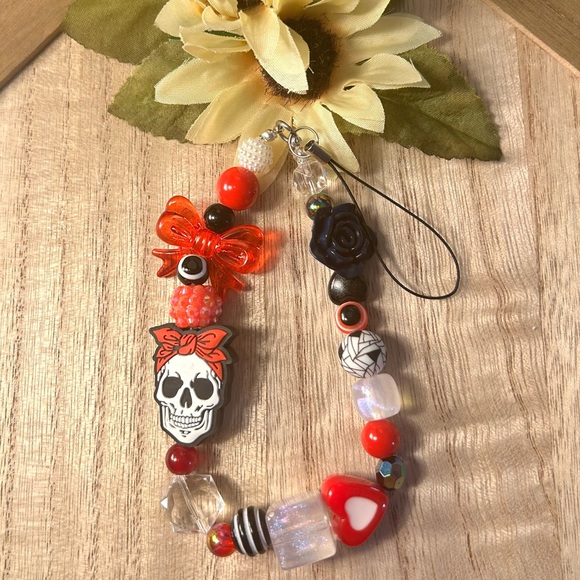Skull Phone Strap - Picture 1 of 1